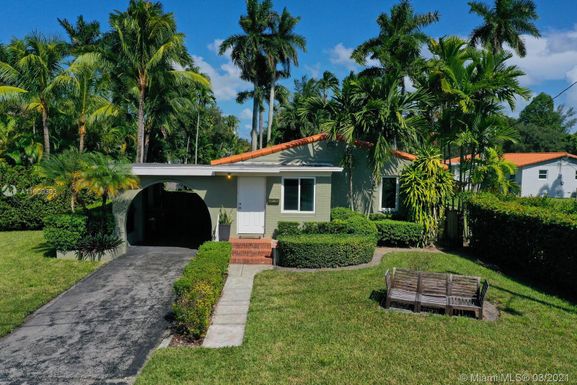 8633 NE Miami Ct, El Portal FL 33138