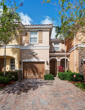 135 Emerald Creek Terrace # 135, Plantation FL 33325