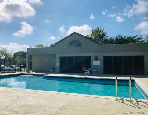 218 Lake Pointe Dr # 201, Oakland Park FL 33309