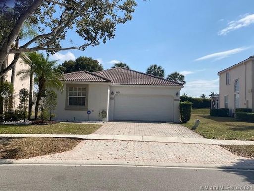 7630 Rockport Cir, Lake Worth FL 33467