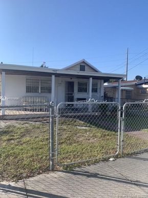 3122 NW 26th St, Miami FL 33142