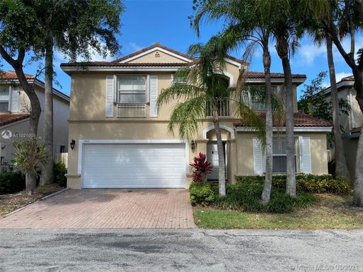 1065 Weeping Willow Way # 1065, Hollywood FL 33019