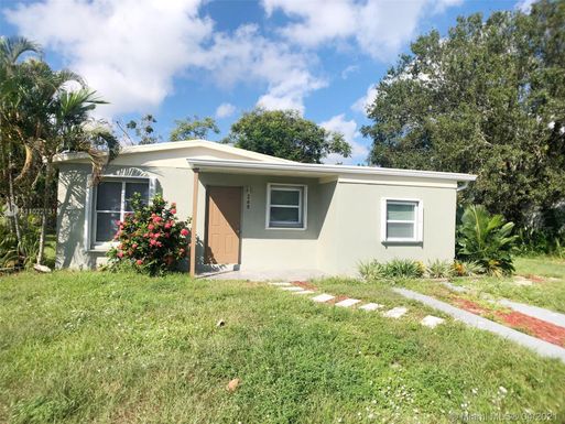 269 26th Ave SW, Vero Beach FL 32962