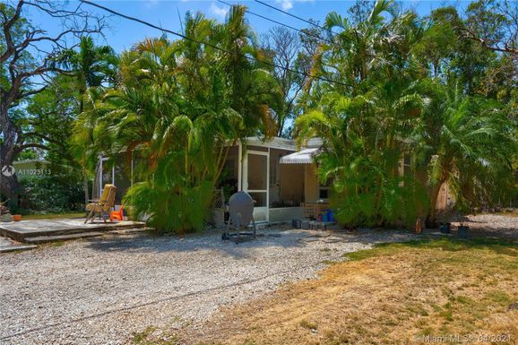 1007 Gibraltar Rd, Key Largo FL 33037