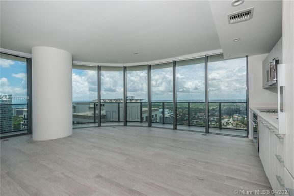 55 SW 9 St # 3606, Miami FL 33129