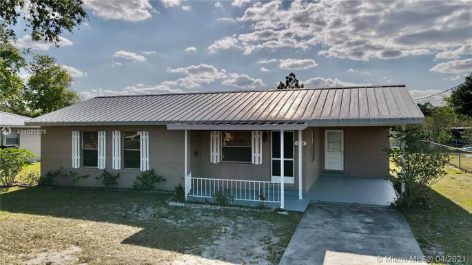 120 Rosemary Ave, Other City - In The State Of Florida FL 33875