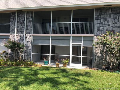 18081 SE Country Club Dr # 293, Jupiter FL 33469