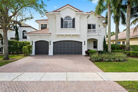 9904 Palma Vista Way, Boca Raton FL 33428