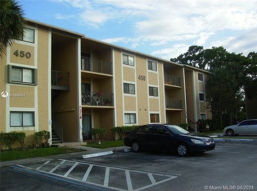 450 W Palm Cir W # 207, Pembroke Pines FL 33025