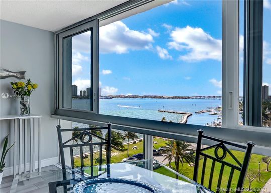 301 Lake Shore # 810, Lake Park FL 33403