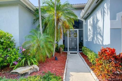 2405 SE 5th Ct, Homestead FL 33033