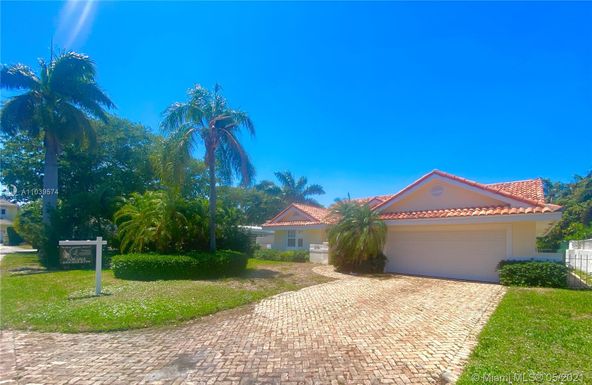 279 S Tradewinds Ave, Lauderdale By The Sea FL 33308