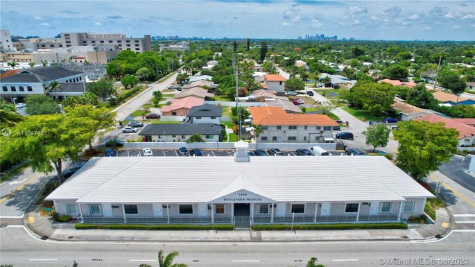 1880 E Commercial Blvd, Fort Lauderdale FL 33308