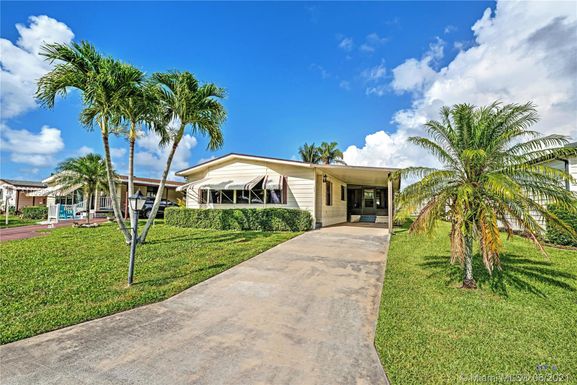 7843 SE Saratoga Dr # 7843, Hobe Sound FL 33455