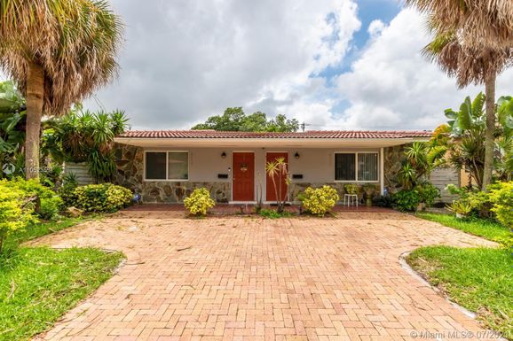 8640 NE 2 Ave # 2, El Portal FL 33138