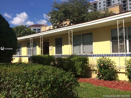 7 Santillane Ave # 2, Coral Gables FL 33134