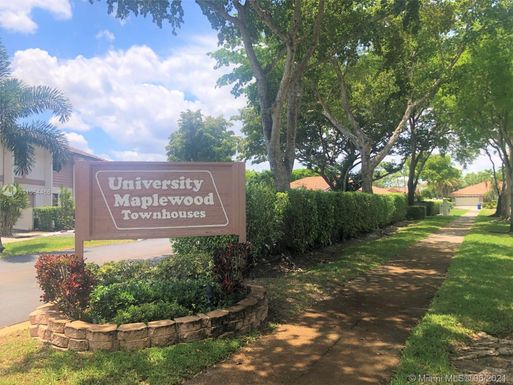 9726 Shadow Wood Blvd # 42, Coral Springs FL 33071