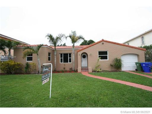 236 SW 28 RD, Miami FL 33129