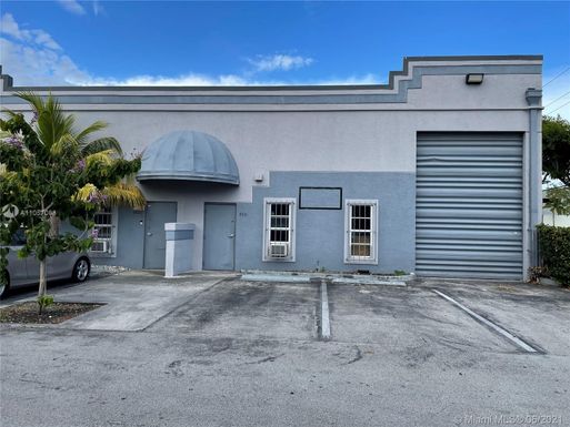 8601 NW 54th St, Doral FL 33166