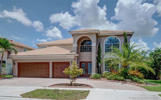 12669 NW 18th Manor, Pembroke Pines FL 33028