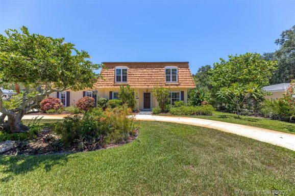 511 Gardenia Ln, Vero Beach FL 32963