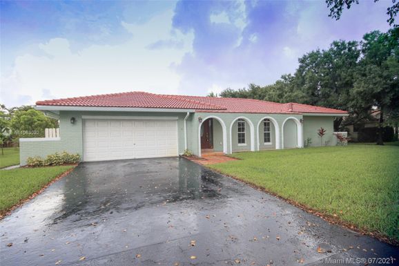 10173 NW 16th St, Coral Springs FL 33071
