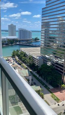 500 Brickell Ave # 2208, Miami FL 33131