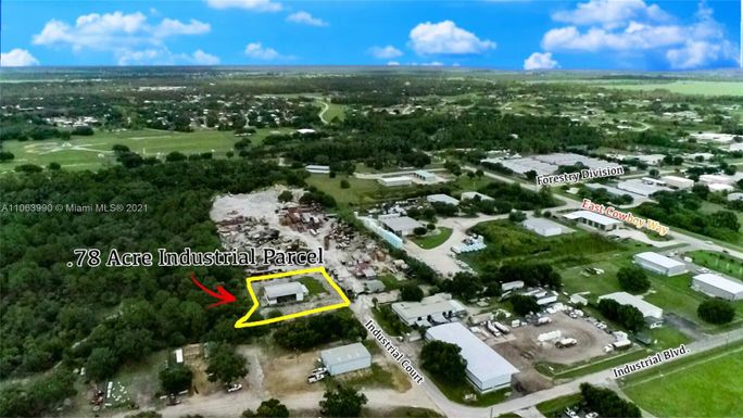 805 Industrial Court, La Belle FL 33935