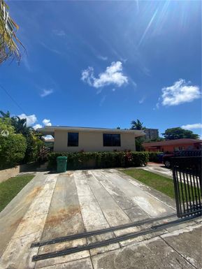 1573 NE 109th St # 3, Miami FL 33161