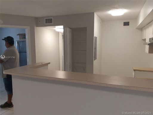 711 SW 111th Way # 206, Pembroke Pines FL 33025