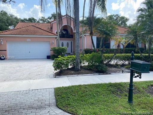 3110 Hidden Hollow Ln, Davie FL 33328