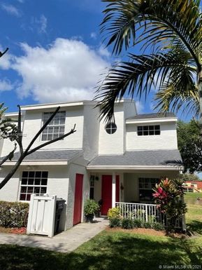 12574 Westhampton Cir # J, Wellington FL 33414