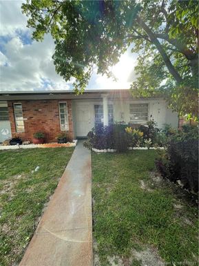 3033 NW 43rd Ave # 102, Lauderdale Lakes FL 33313
