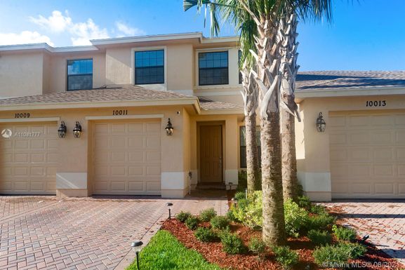 10011 W Villa Cir, Vero Beach FL 32966