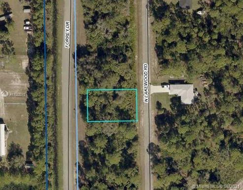 3033 N. Lakewood Rd., La Belle FL 33935