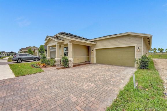 1353 Wandering Willow Way, Loxahatchee FL 33470