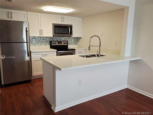 4500 SW 68th Ct Cir # 5, Miami FL 33155