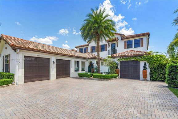 3291 NW 82nd Way, Cooper City FL 33024