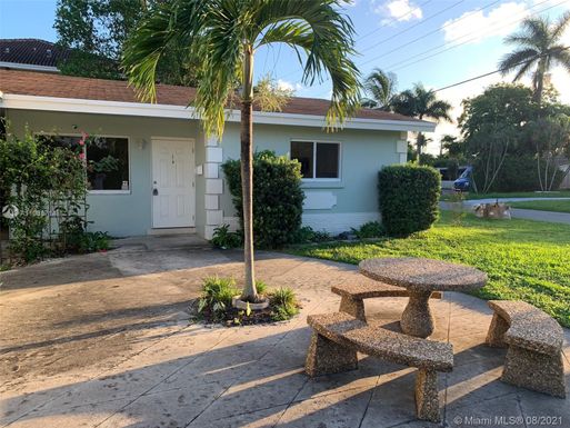 1231 NE 23rd Ave # 1, Pompano Beach FL 33062