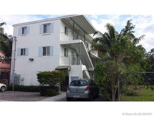 3680 Oak Ave # 4, Miami FL 33133