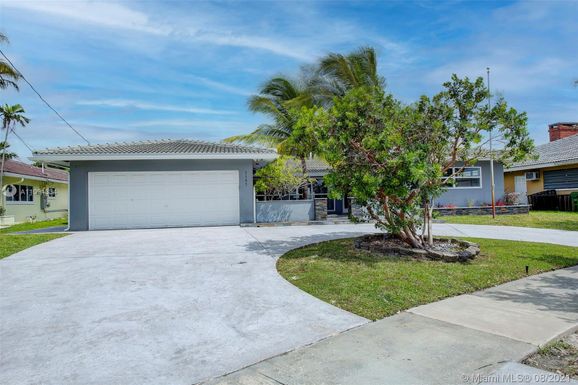 1157 NW 30th St, Wilton Manors FL 33311