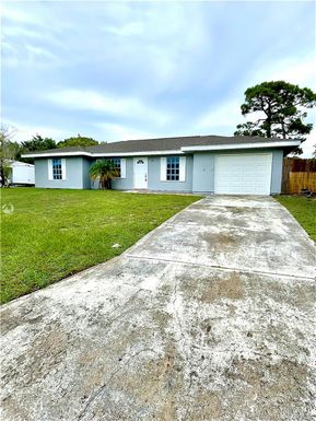 1385 SE Oakmont Ln # 1385, Port St. Lucie FL 34952