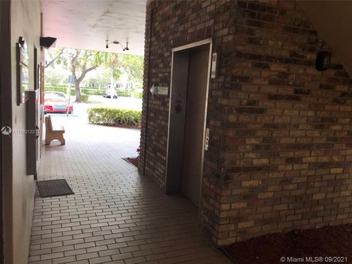 1801 N University Dr # 209, Coral Springs FL 33071