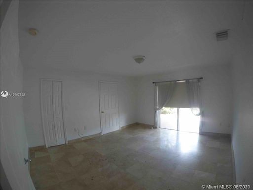 5775 NW 109 Ave # 11, Doral FL 33178