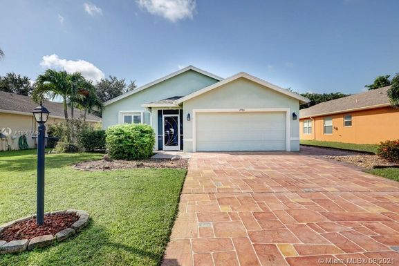 2794 SW Marquis Terrace, Stuart FL 34997