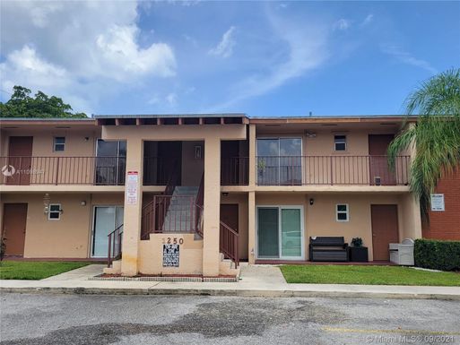 1250 NE 119th St # 3B, Miami FL 33161