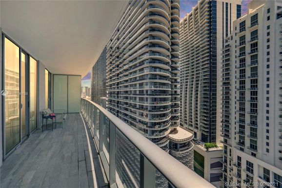1100 S Miami Ave # 2311, Miami FL 33130
