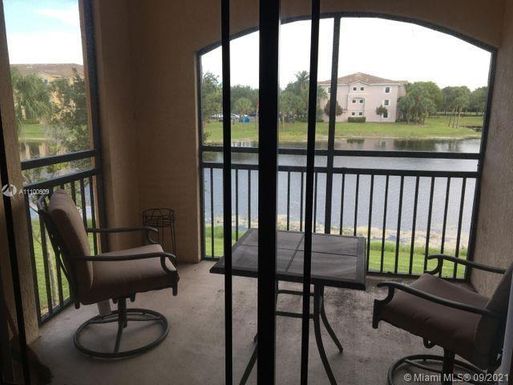 2811 Grande Pkwy # 203, Palm Beach Gardens FL 33410