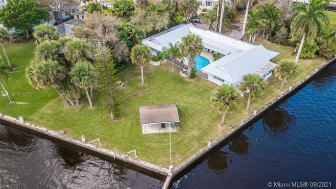 2523 SW Conch Cove Lane, Palm City FL 34990