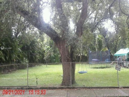 111 MIAMI GARDENS ROAD, West Park FL 33032